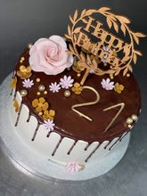 Lade das Bild in den Galerie-Viewer, Torte „Birthday Party“