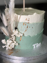 Lade das Bild in den Galerie-Viewer, Torte ,,Sweet Dream" mit Topper zu kirchlichen Anlässen