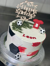 Lade das Bild in den Galerie-Viewer, Torte ,,Fußball"