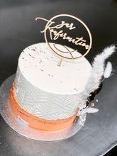 Lade das Bild in den Galerie-Viewer, Torte „Ornament“ zu kirchlichen Anlässen