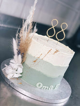 Lade das Bild in den Galerie-Viewer, Torte „Sweet Dream“ mit Topper