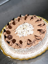 Lade das Bild in den Galerie-Viewer, Schokomousse Torte
