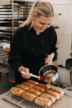 Lade das Bild in den Galerie-Viewer, Feinster Mohnstollen Maxi