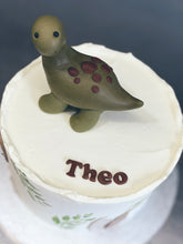 Lade das Bild in den Galerie-Viewer, Geburtstagstorte „Dino Theo“
