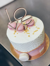 Lade das Bild in den Galerie-Viewer, Torte ,,Designerstück"