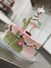 Lade das Bild in den Galerie-Viewer, Torte ,,Alpaka Love"