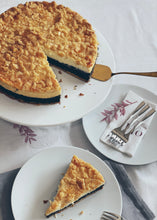 Lade das Bild in den Galerie-Viewer, Käse-Mohnkuchen