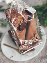 Lade das Bild in den Galerie-Viewer, Baumkuchen "Coffee & Whiskey"