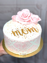 Lade das Bild in den Galerie-Viewer, Torte ,,Mom"