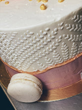 Lade das Bild in den Galerie-Viewer, Torte ,,Designerstück"