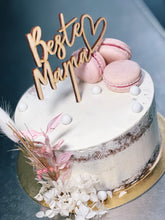 Lade das Bild in den Galerie-Viewer, Torte „Superheldin“