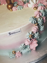 Lade das Bild in den Galerie-Viewer, Torte „Boy or Girl?“