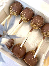 Lade das Bild in den Galerie-Viewer, Cake Pops „Goldfinger“