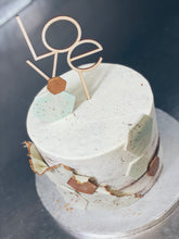 Lade das Bild in den Galerie-Viewer, Torte „Geometrie“