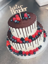 Lade das Bild in den Galerie-Viewer, Naked Cake ,,Berry"