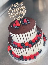 Lade das Bild in den Galerie-Viewer, Naked Cake ,,Berry"