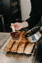 Lade das Bild in den Galerie-Viewer, Champagnerstollen