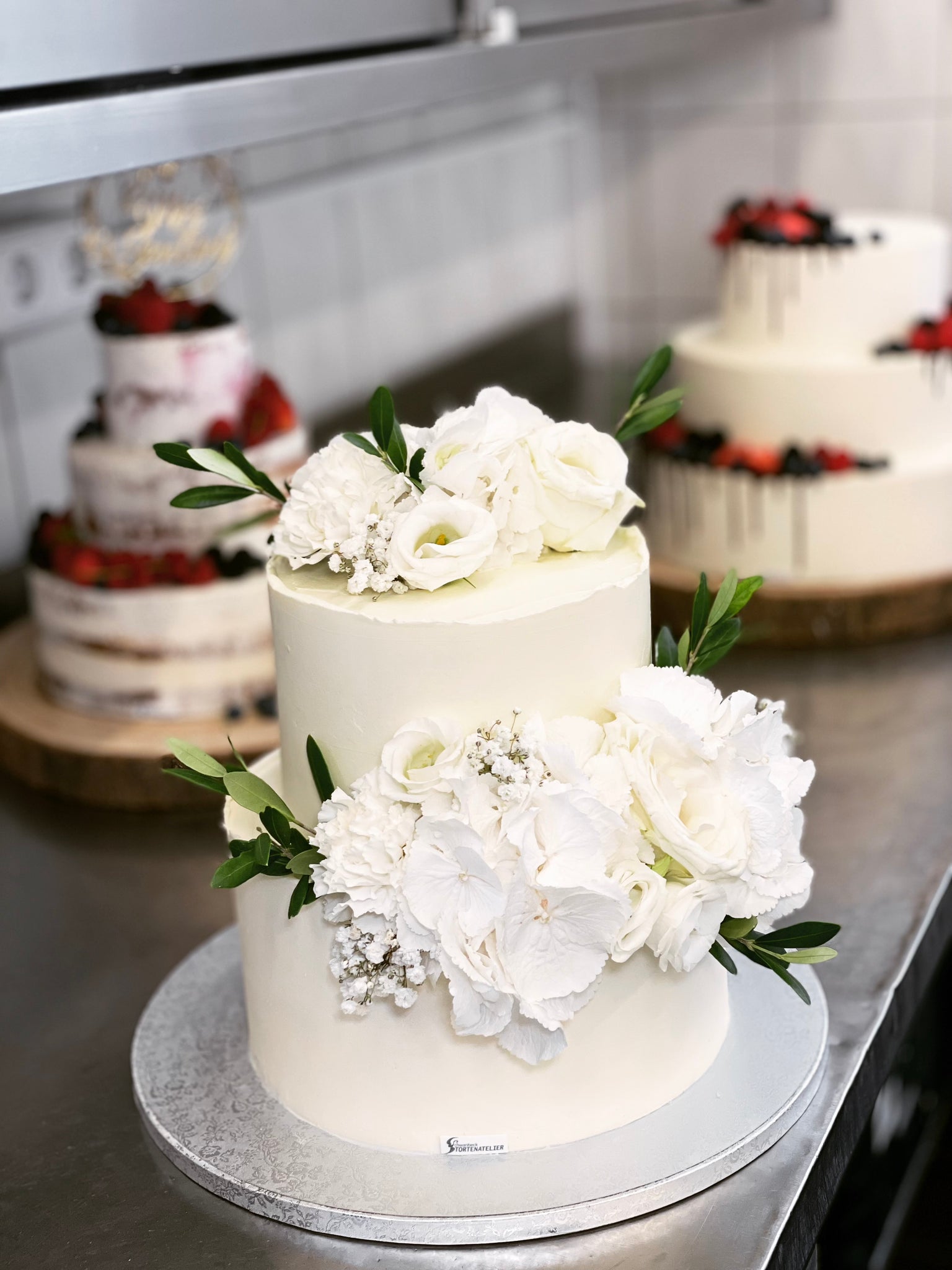Torte "White Dream" – Tortenatelier Schwanbeck Torte "White Dream" – Tortenatelier Schwanbeck