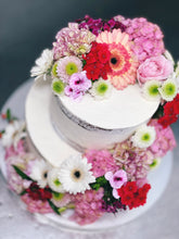 Lade das Bild in den Galerie-Viewer, Naked Cake ,,Flower Power&quot;
